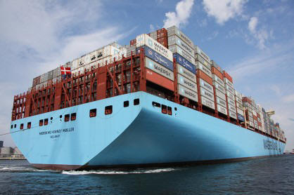 http://theloadstar.co.uk/wp-content/uploads/Maersk-McKinney-Moller-4-Andrew-McAlpine-420x280.jpg